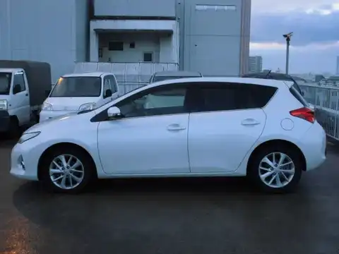 カタログ画像：オーリス （AURIS） １８０Ｇ Ｓパッケージ 2012年8月 DBA-ZRE186H 1800cc ホワイトパールクリスタルシャイン 燃費16.0km / l 外装