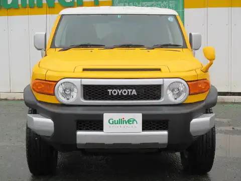 カタログ画像：ＦＪクルーザー （FJ CRUISER） ベースグレード 2010年12月 CBA-GSJ15W 4000cc ツートーン イエロー 燃費8.4km / l フロント