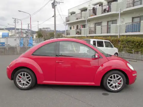 カタログ画像：ニュービートル （NEW BEETLE） ニュービートル プライム エディション 2010年3月 ABA-9CBFS 1600cc サルサレッド 燃費11.6km / l 外装