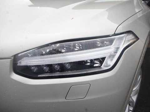 カタログ画像：ＸＣ９０ （XC90） Ｔ８ ツインエンジン ＡＷＤ エクセレンス 2018年8月 DLA-LB420XCPA 2000cc ブライトシルバーメタリックorエレクトリックシルバーメタリック 燃費13.7km / l 外装