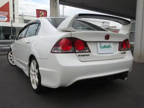 カタログ画像：シビック （CIVIC） タイプＲ 2007年3月 ABA-FD2 2000cc チャンピオンシップホワイト 燃費11.0km / l バック