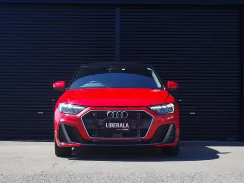 カタログ画像：Ａ１スポーツバック （A1 SPORTBACK） ３５ＴＦＳＩ Ｓライン 2019年11月 3BA-GBDAD 1500cc ミサノレッドパールエフェクト フロント