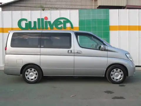 カタログ画像：エルグランド （ELGRAND） Ｖ 2006年12月 CBA-MNE51 2500cc ダイヤモンドシルバー（Ｍ）orスパークリングシルバー（Ｍ） 燃費8.4km / l 外装