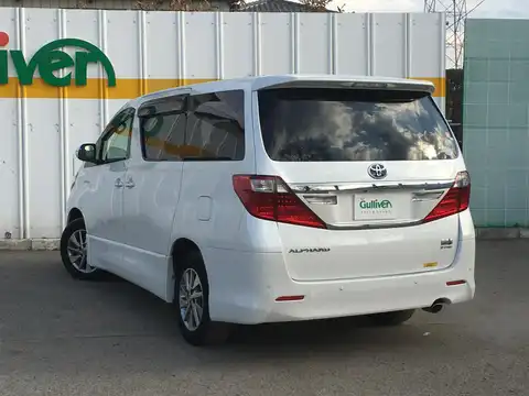 カタログ画像：アルファードハイブリッド （ALPHARD HYBRID） ハイブリッドＳＲ 2012年9月 DAA-ATH20W 2400cc ホワイトパールクリスタルシャイン 燃費16.2km / l バック