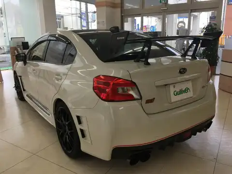 カタログ画像：ＷＲＸ ＳＴＩ （WRX STI） Ｓ２０８ ＮＢＲチャレンジパッケージ カーボンリヤウイング 2017年11月 CBA-VAB 2000cc クリスタルホワイト・パール バック