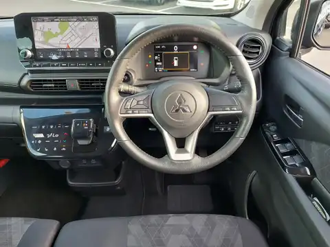 カタログ画像：ｅＫクロス ＥＶ （EK X EV） Ｐ 2022年6月 ZAA-B5AW オークブラウンメタリック/ナチュラルアイボリーメタリック フロント