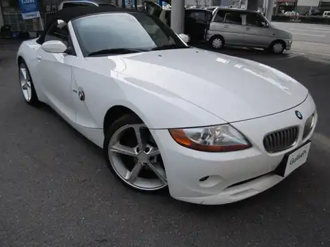 カタログ画像：Ｚ４ （Z4） ３．０ｉ 2005年9月 GH-BT30 3000cc アルピン・ホワイトIII（ソリッド・カラー） 燃費9.3km / l メイン（その他）