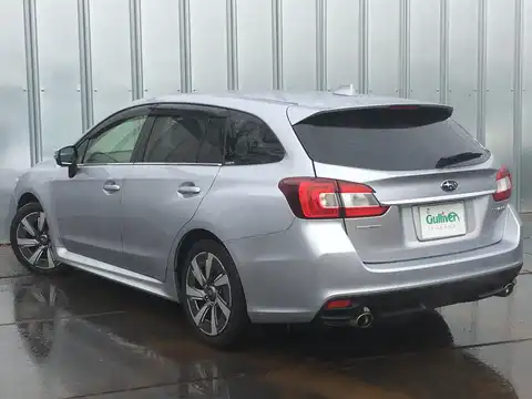 カタログ画像：レヴォーグ （LEVORG） １．６ＧＴアイサイト 2015年4月 DBA-VM4 1600cc アイスシルバー・メタリック 燃費17.6km / l バック