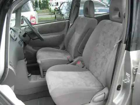 カタログ画像：カローラスパシオ （COROLLA SPACIO） スパシオ Ｇパッケージ ２－３ 1999年4月 GF-AE111N 1600cc シルバーメタリック 燃費13.2km / l 内装