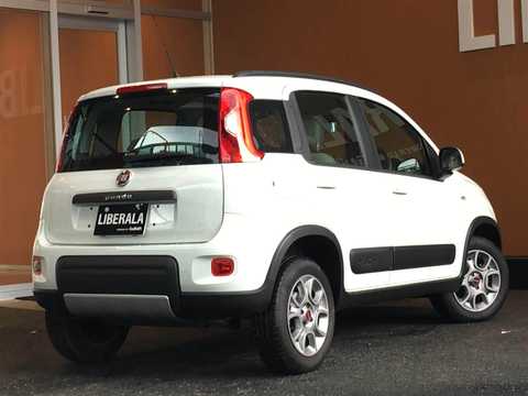 カタログ画像：パンダ （PANDA） ４×４ 2014年10月 ABA-13909 900cc アイスホワイト 燃費15.5km / l バック