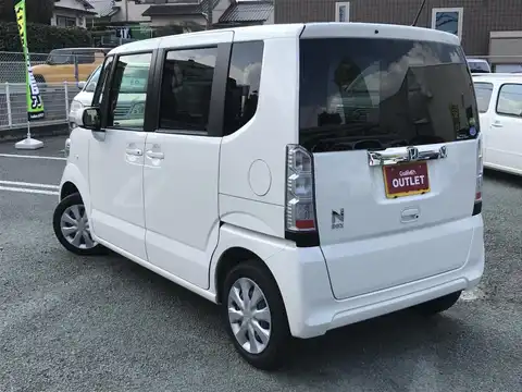 カタログ画像：Ｎ－ＢＯＸ （N-BOX） Ｃ 2016年8月 DBA-JF1 660cc プレミアムホワイト・パールⅡ 燃費25.6km / l バック