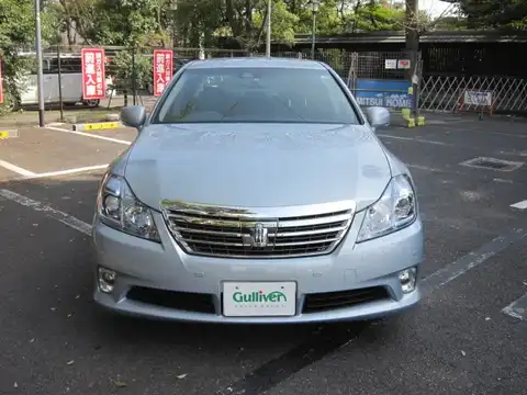 カタログ画像：クラウンハイブリッド （CROWN HYBRID） ハイブリッド Ｇパッケージ 2010年2月 DAA-GWS204 3500cc ライトブルーマイカメタリック 燃費14.0km / l フロント