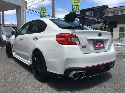 カタログ画像：ＷＲＸ Ｓ４ （WRX S4） ｔＳ ＮＢＲチャレンジパッケージ 2016年10月 DBA-VAG 2000cc クリスタルホワイト・パール バック