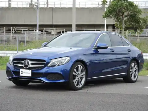 カタログ画像：Ｃクラス （C-CLASS） Ｃ３５０ｅアバンギャルド 2015年12月 DLA-205047 2000cc ブリリアントブルー（Ｍ）orカバンサイトブルー（Ｍ） 燃費17.2km / l フロント