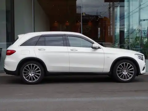 カタログ画像：ＧＬＣ （GLC-CLASS） ＧＬＣ２５０ ４マチックエディション１ 2016年2月 DBA-253946C 2000cc ダイヤモンドホワイト（Ｍ） 燃費13.4km / l 外装