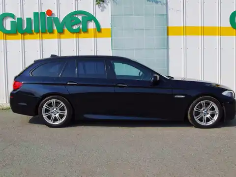 カタログ画像：５シリーズ （5 SERIES） ５２８ｉツーリング Ｍスポーツパッケージ 2011年11月 DBA-XL28 2000cc 燃費11.8km / l 外装