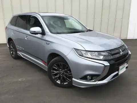 カタログ画像：アウトランダーＰＨＥＶ （OUTLANDER PHEV） Ｓエディション 2017年2月 DLA-GG2W 2000cc クールシルバーメタリック メイン（その他）