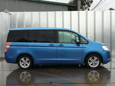 カタログ画像：ステップワゴン （STEPWAGON） Ｇ Ｌパッケージ 2009年10月 DBA-RK1 2000cc アオゾラブルー・メタリック 燃費14.2km / l 外装