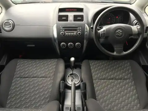 カタログ画像：ＳＸ４ （SX4） １．５Ｅ 2006年7月 DBA-YA11S 1500cc パールホワイト 燃費16.4km / l 内装