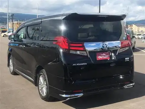 カタログ画像：アルファードハイブリッド （ALPHARD HYBRID） ハイブリッドＧ Ｆパッケージ 2015年1月 DAA-AYH30W 2500cc ブラック 燃費18.4km / l バック