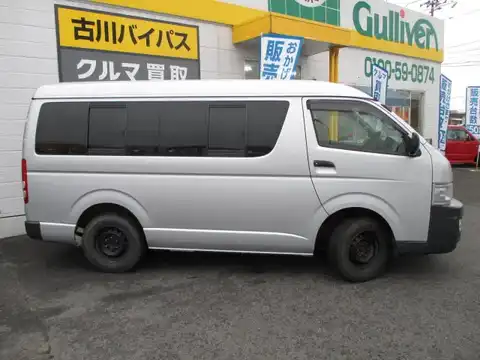 カタログ画像：ハイエースワゴン （HIACE WAGON） ＤＸ 2004年8月 CBA-TRH219W 2700cc シルバーマイカメタリック 燃費8.2km / l 外装