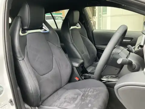 カタログ画像：カローラツーリング （COROLLA TOURING） アクティブスポーツ 2024年4月 6AA-ZWE215W 1800cc プラチナホワイトパールマイカ 燃費24.9km / l 内装