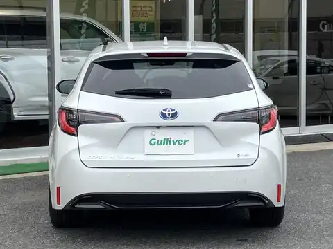 カタログ画像：カローラツーリング （COROLLA TOURING） アクティブスポーツ 2024年4月 6AA-ZWE215W 1800cc プラチナホワイトパールマイカ 燃費24.9km / l バック
