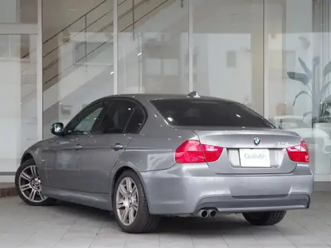 カタログ画像：３シリーズ （3 SERIES） ３２５ｉ Ｍスポーツパッケージ 2008年12月 ABA-VB25 2500cc 燃費9.3km / l バック