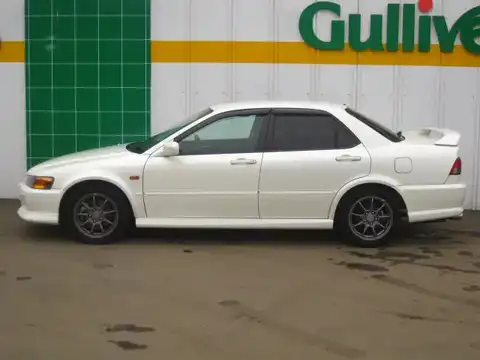 カタログ画像：アコード （ACCORD） ユーロＲ・Ｘ 2002年5月 GH-CL1 2200cc プレミアムホワイト・パール 燃費11.6km / l 外装