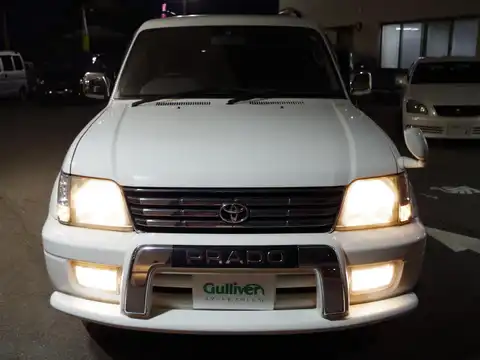 カタログ画像：ランドクルーザープラド （LAND CRUISER PRADO） ＴＸリミテッド 2001年8月 KH-KDJ95W 3000cc ホワイト 燃費10.2km / l フロント