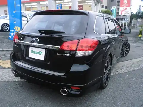 カタログ画像：レガシィツーリングワゴン （LEGACY TOURING WAGON） ２．５ＧＴアイサイト 2011年6月 DBA-BR9 2500cc クリスタルブラック・シリカ 燃費11.2km / l バック