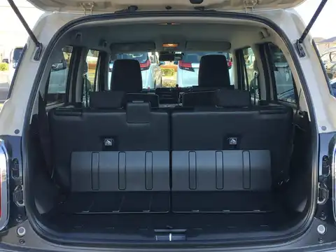 カタログ画像：クロスビー （XBEE） ハイブリッドＭＸ スズキセーフティサポートパッケージ装着車 2017年12月 DAA-MN71S 1000cc クラッシーブラウンメタリック ホワイト2トーンルーフ 燃費20.6km / l 内装