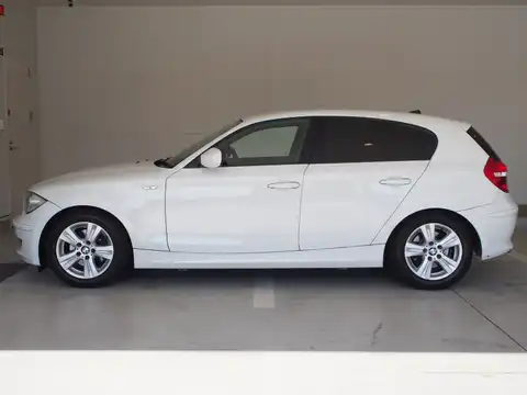 １シリーズ ｂｍｗ Ud １２０ｉ 平成22年5月 平成23年10月 の新車 中古車カタログ装備スペック情報 中古車 のガリバー