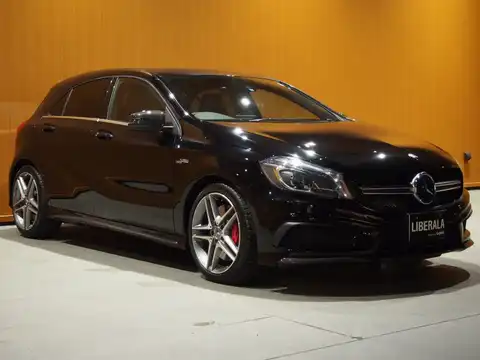 カタログ画像：Ａクラス （A-CLASS） Ａ４５ ＡＭＧ ４マチック 2014年12月 CBA-176052 2000cc コスモスブラック（Ｍ）orノーザンライツブラック（Ｍ） 燃費13.1km / l メイン（その他）