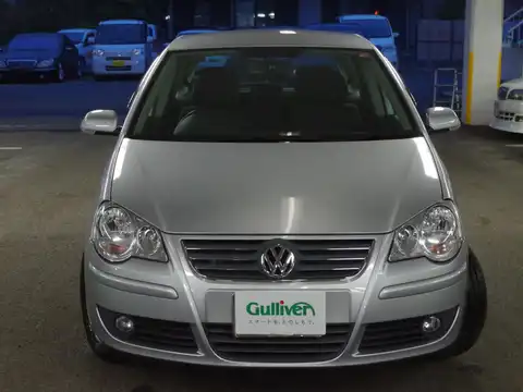 カタログ画像：ポロ （POLO） １．６ スポーツライン 2006年9月 GH-9NBTS 1600cc リフレックスシルバーメタリック 燃費14.6km / l フロント