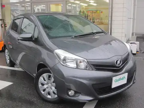 カタログ画像：ヴィッツ （VITZ） Ｕ 2010年12月 DBA-NSP130 1300cc グレーメタリック 燃費20.6km / l メイン（その他）