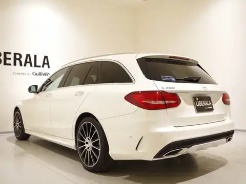 カタログ画像：Ｃクラスステーションワゴン （C-CLASS STATIONWAGON） Ｃ２５０ ステーションワゴン スポーツ 2015年9月 RBA-205245 2000cc ダイヤモンドホワイト（Ｍ） 燃費15.4km / l バック