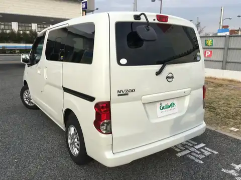 カタログ画像：ＮＶ２００バネットワゴン （NV200VANETTE WAGON） １６Ｓ 2009年5月 DBA-M20 1600cc ホワイトパール（３Ｐ） 燃費12.8km / l バック