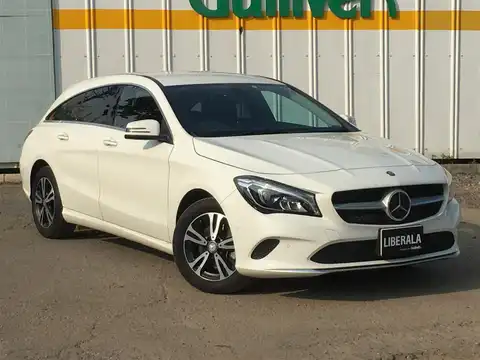 カタログ画像：ＣＬＡクラス シューティングブレーク （CLA-CLASS SHOOTING BRAKE） ＣＬＡ１８０ シューティングブレーク 2016年8月 DBA-117942 1600cc カルサイトホワイト（Ｓ） 燃費16.2km / l メイン