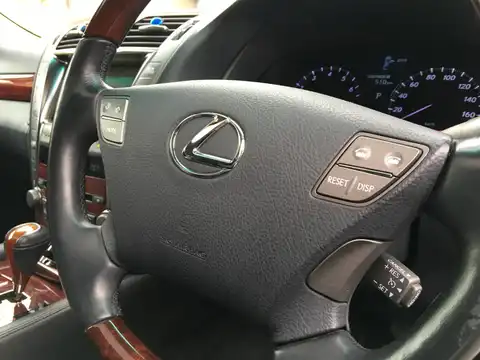 カタログ画像：ＬＳ （LS） ＬＳ４６０ Ｉパッケージ 2006年9月 DBA-USF40 4600cc プレミアムシルバー 燃費9.1km / l 内装