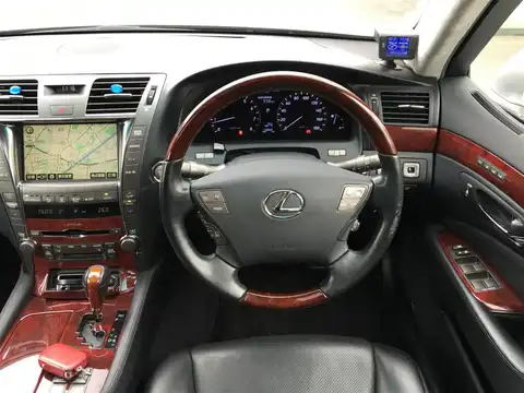 カタログ画像：ＬＳ （LS） ＬＳ４６０ Ｉパッケージ 2006年9月 DBA-USF40 4600cc プレミアムシルバー 燃費9.1km / l 内装