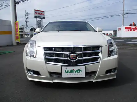 カタログ画像：キャデラックＣＴＳ （CADILLAC CTS） ３．６ 2008年1月 ABA-X322B 3600cc ホワイトダイヤモンド 燃費8.0km / l フロント