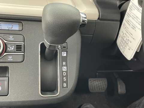 カタログ画像：ムーヴキャンバス （MOVE CANBUS） セオリーＧ 2025年6月 5BA-LA850S 660cc レイクブルーメタリック 燃費22.9km / l 内装