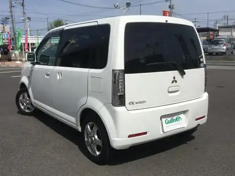 カタログ画像：ｅＫワゴン （EK WAGON） Ｇ 2012年7月 DBA-H82W 660cc ホワイトソリッド バック