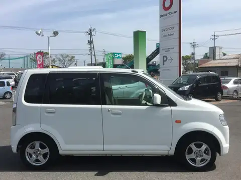 カタログ画像：ｅＫワゴン （EK WAGON） Ｇ 2010年8月 DBA-H82W 660cc ホワイトソリッド 外装