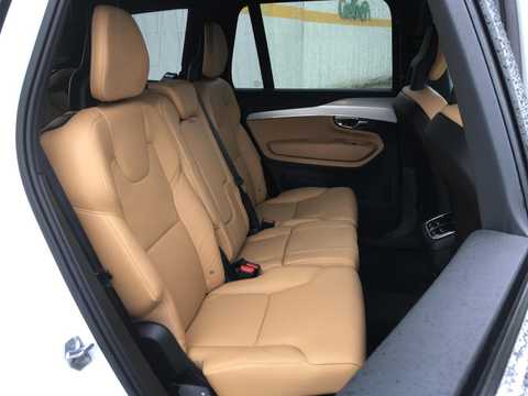 カタログ画像：ＸＣ９０ （XC90） Ｔ８ ツインエンジン ＡＷＤ エクセレンス 2018年8月 DLA-LB420XCPA 2000cc アイスホワイト 燃費13.7km / l バック