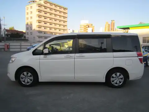 カタログ画像：ステップワゴン （STEPWAGON） Ｌ 2009年10月 DBA-RK2 2000cc プレミアムホワイト・パール 燃費12.6km / l 外装