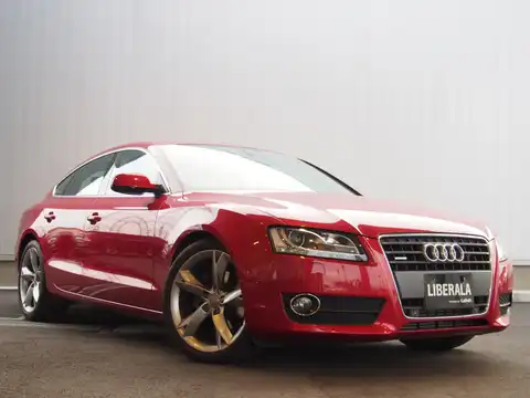 カタログ画像：Ａ５スポーツバック （A5 SPORTBACK） ２．０ＴＦＳＩクワトロ 2010年1月 ABA-8TCDNL 2000cc ガーネットレッドパールエフェクト 燃費12.0km / l メイン（その他）