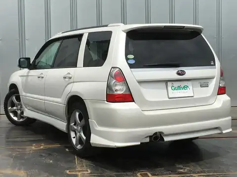 カタログ画像：フォレスター （FORESTER） クロススポーツ２．０ｉ 2005年12月 CBA-SG5 2000cc 燃費13.0km / l バック