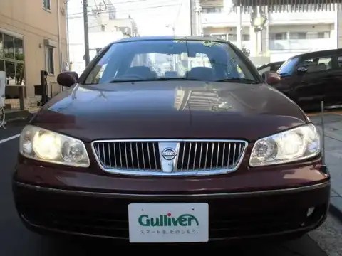 カタログ画像：ブルーバードシルフィ （BLUEBIRD SYLPHY） １５ｉ 2003年2月 UA-FG10 1500cc ボルドーレッド（Ｐ） 燃費16.0km / l フロント